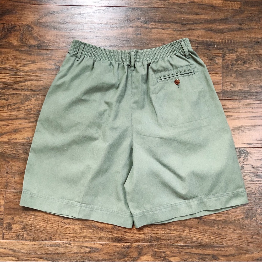 SOLD vintage • 90s olive green shorts pleated mom twill cargo high waist safari - Picture 8 of 11
